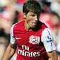 Gelandang Arsenal Andrey Arshavin beraksi pada partai lanjutan Liga Premier menghadapi Swansea City di Emirates Stadium, London, 10 September 2011. AFP PHOTO/GLYN KIRK