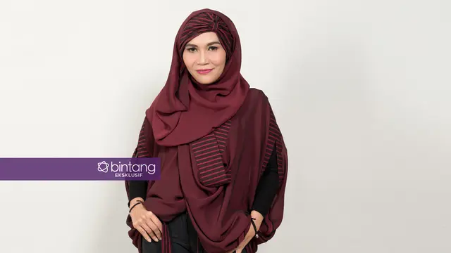 Eksklusif Ferry Yuliana. (Foto: Daniel Kampua, MUA: @rezyandriati, Digital Imaging: M. Iqbal Nurfajri/Bintang.com)