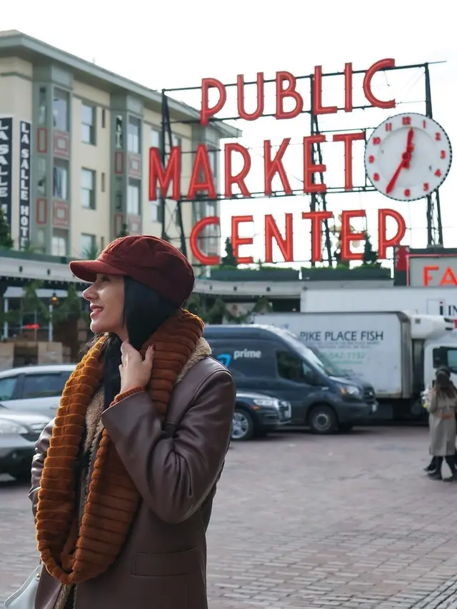 Fanny Ghassani liburan akhir tahun 2021 di Seattle, Amerika Serikat (Foto: Instagram/@fannyghassani)