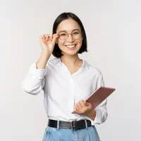 Pancarkan aura kecerdasan dan percaya dirimu tanpa banyak bicara dengan menerapkan 5 trik sederhana yang ampuh! (Foto dok: Freepik/benzoix).