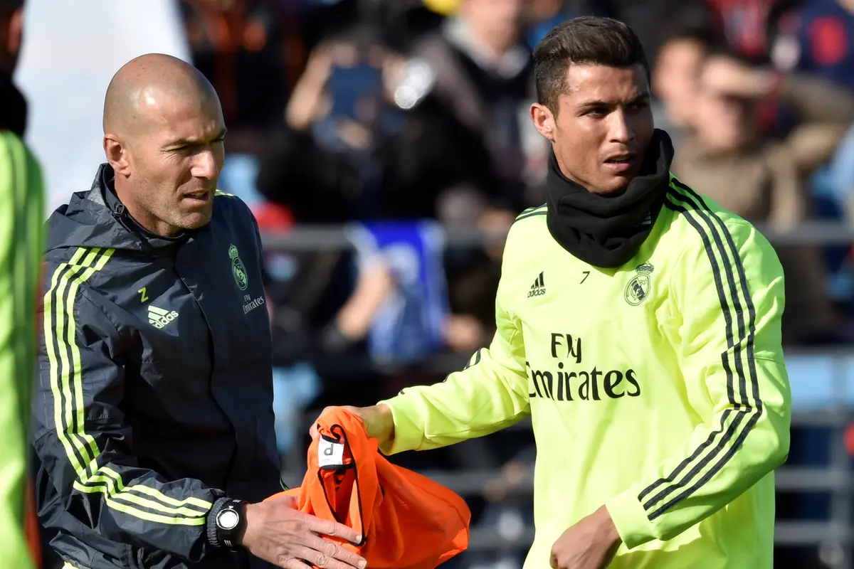 Zinedine Zidane dan Cristiano Ronaldo