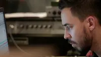 Mike Shinoda (Source: www.imprintculturelab.com)