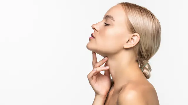 Cegah Kerutan Halus di Leher: Tips Perawatan agar Kulit Tetap Kencang dan Awet Muda