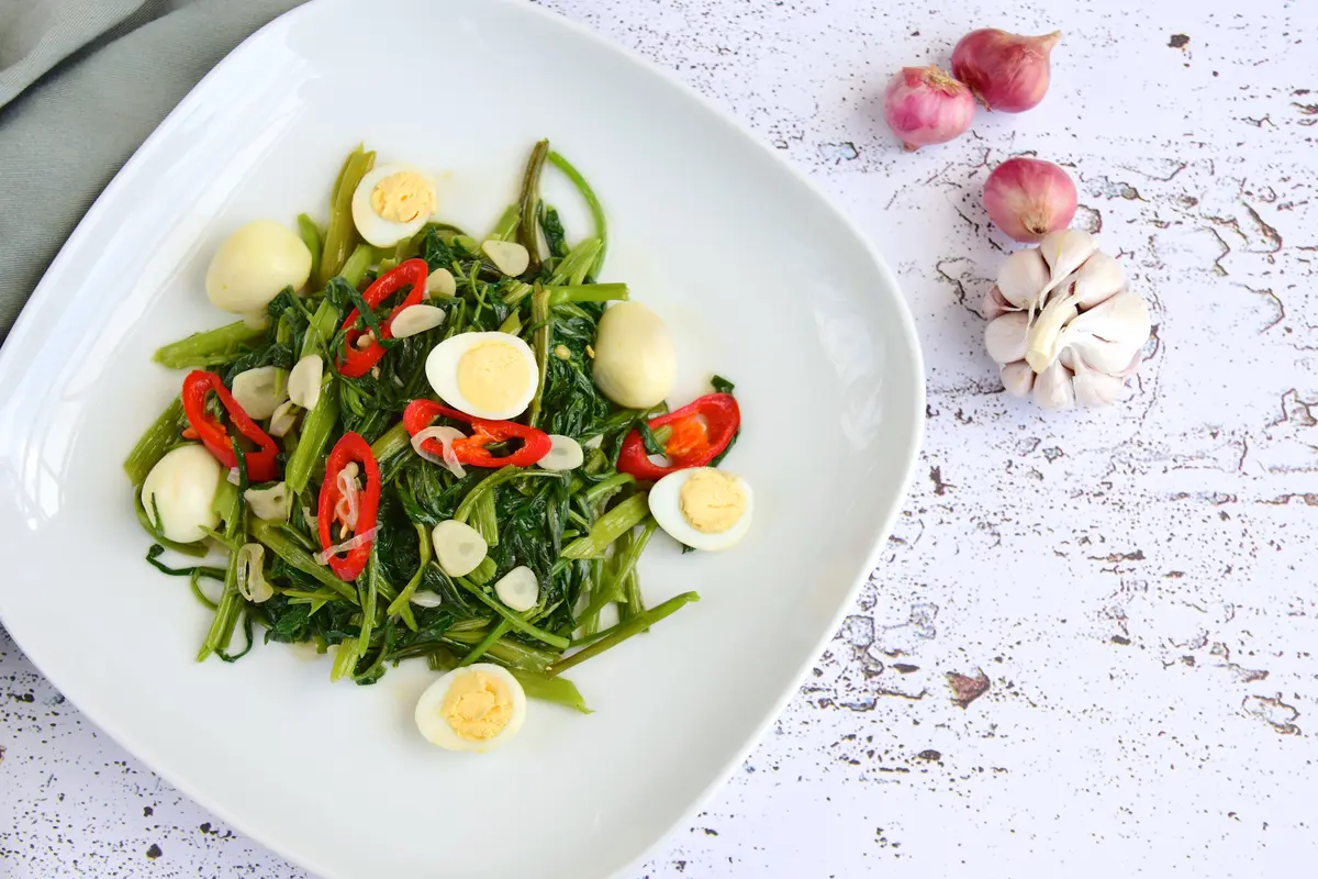 tumis kangkung