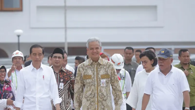 Di Semarang, Jokowi Tinjau Pasar Johar dan Kota Lama