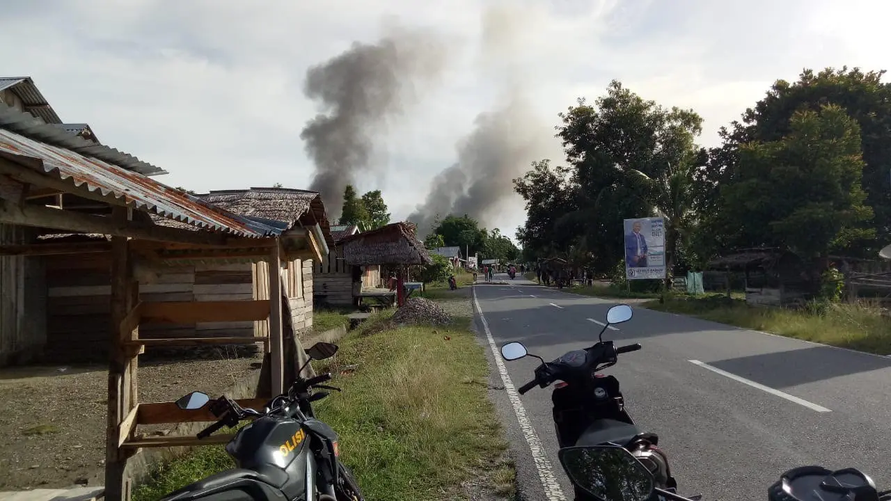 Bentrokan Warga