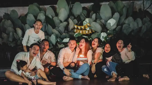 Genap Berusia 26 Tahun, Ini 7 Momen Kejutan Ulang Tahun Nella Kharisma