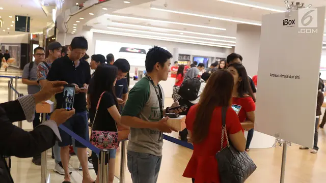 PHOTO: Rela Antre Demi Dapatkan iPhone x dan iPhone 8