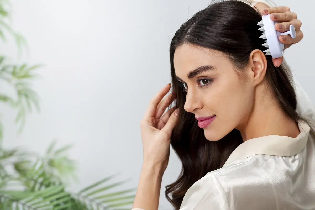 Ilustrasi merawat rambut