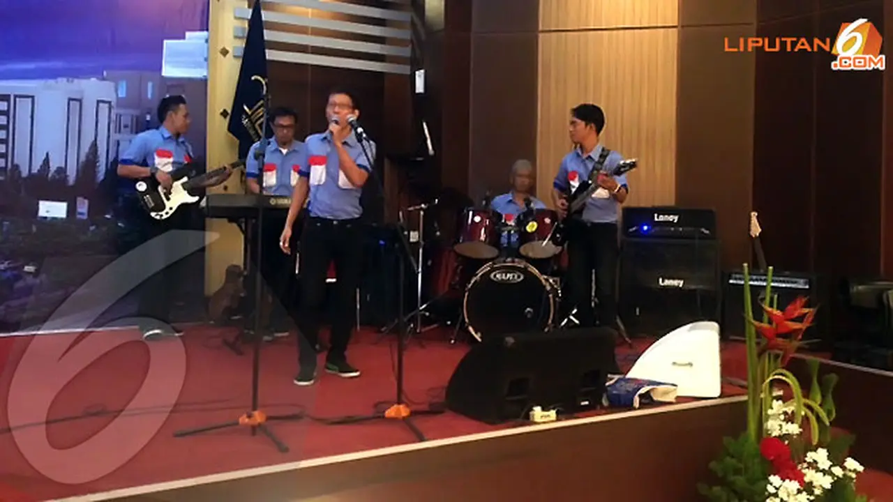 the-salemba-band-131030b.jpg