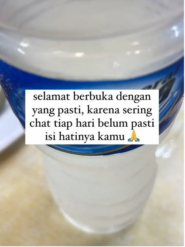 8 Pantun Berbuka Puasa ala Netizen Ini Bikin Senyum Miris, Nyindirnya Pas Banget