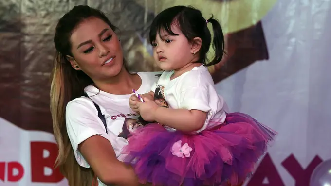 [Bintang] Aurel Hermansyah - Arsy