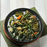 ilustrasi tumis kacang panjang/copyright by Anjarsari laofiati putri (Shutterstock)