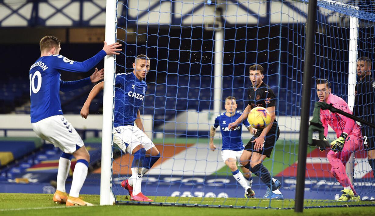 FOTO: Manchester City Lumat Everton di Goodison Park ...