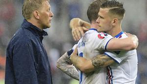 Sebelumnya, Heimir Hallgrimsson menjabat sebagai asisten pelatih Timnas Islandia sejak 2011 hingga Piala Eropa 2016. (TOBIAS SCHWARZ / AFP)