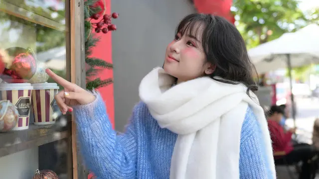 tanda orang yang menarik