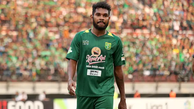 Bek Persebaya Surabaya, Fandry Imbiri