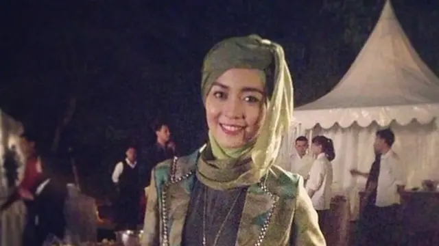 Gaya Hijab Ala Nuri Maulida