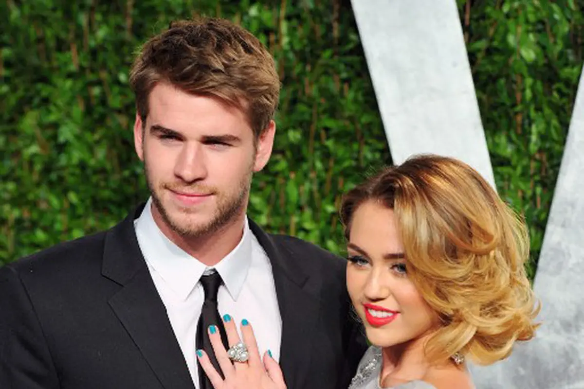 Miley Cyrus dan Liam Hamsworth