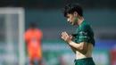Ekspresi kecewa pemain Persebaya Surabaya, Taisei Marukawa saat melawan PSIS Semarang dalam laga pekan ke-6 BRI Liga 1 2021/2022 di Stadion Wibawa Mukti, Cikarang, Minggu (03/10/2021). (Bola.com/Bagaskara Lazuardi)