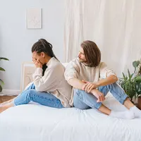 Orangtua di India mengajukan tuntutan ke anak dan menantunya di pengadilan lantaran tak kunjung diberi cucu. (pexels/ antoni shkraba).