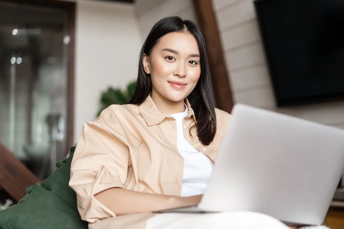 perempuan sukses kerja