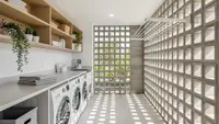 8 Inspirasi Area Laundry dan Jemuran dengan Roster: Fungsionalitas dan Estetika Modern