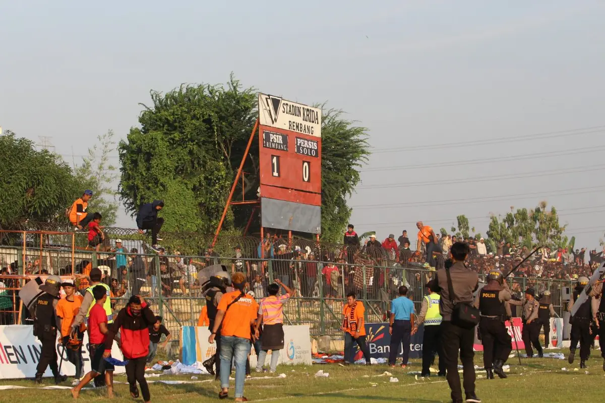 Persis Solo