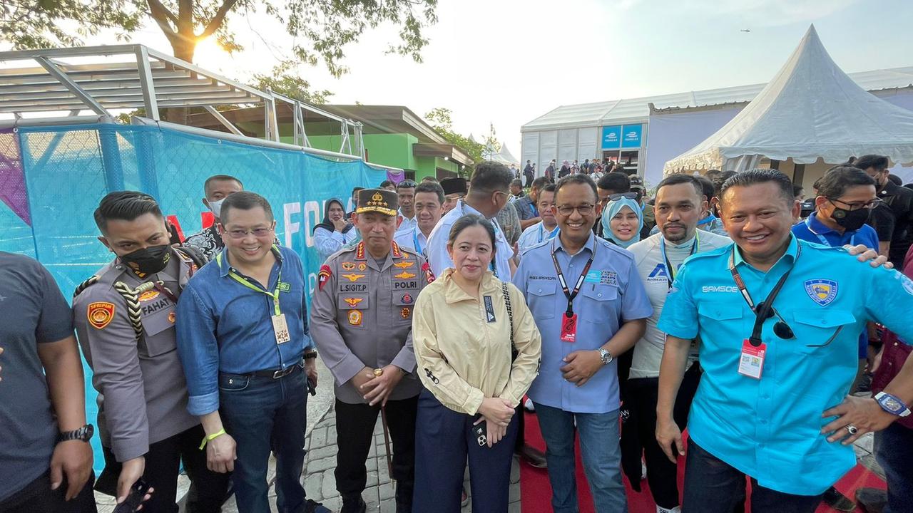 Puan bersama Anies, Bamsoet, Sahroni, dan Kapolri usai menonton Formula E di Ancol, Jakarta. (Istimewa)