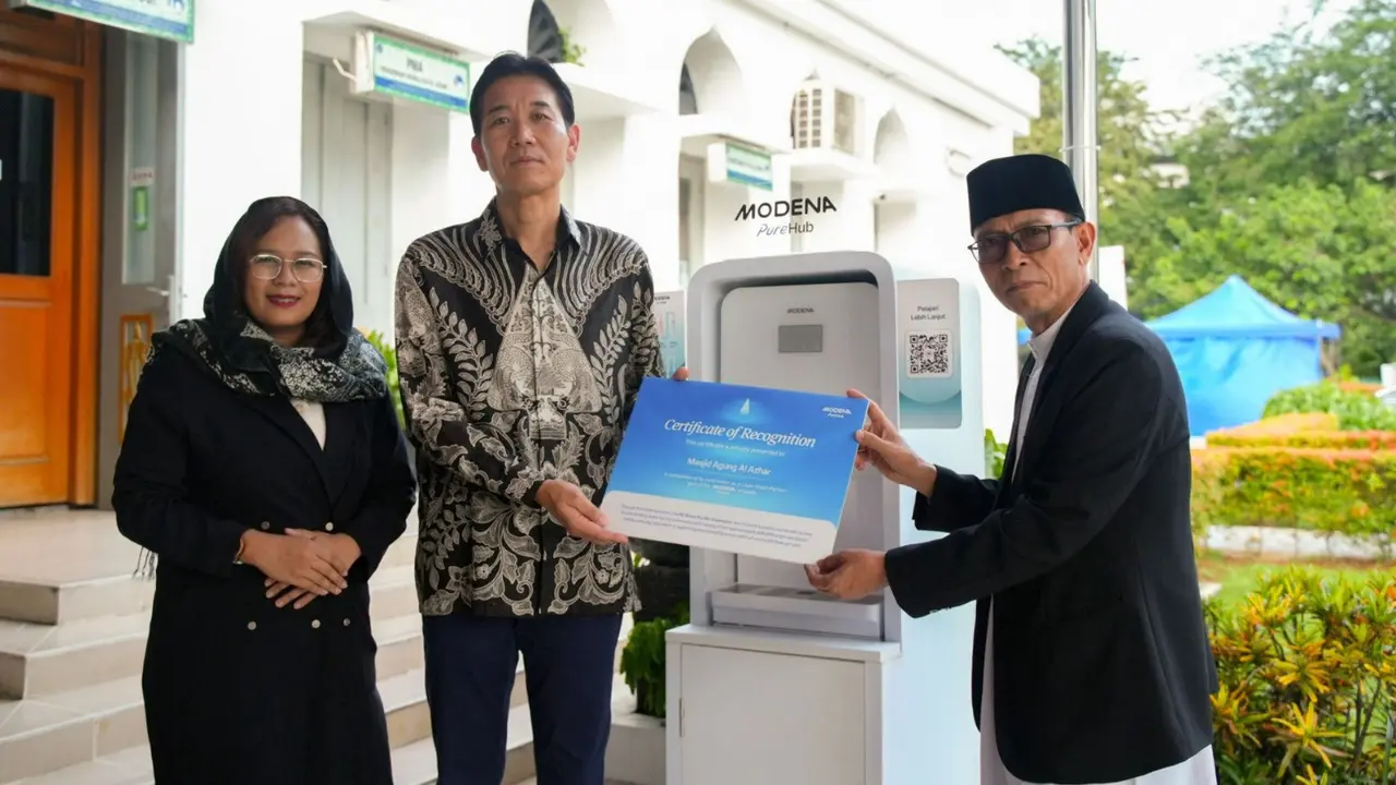 Modena rayakan Ramadan dengan memperluas 8 titik air minum gratis baru. Credit: Modena