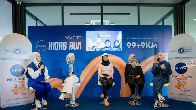 Saat 9 Pelari Berlari Estafet 99+9 KM demi Perempuan Petani di NTB Jelang NIVEA Hijab Run 2025
