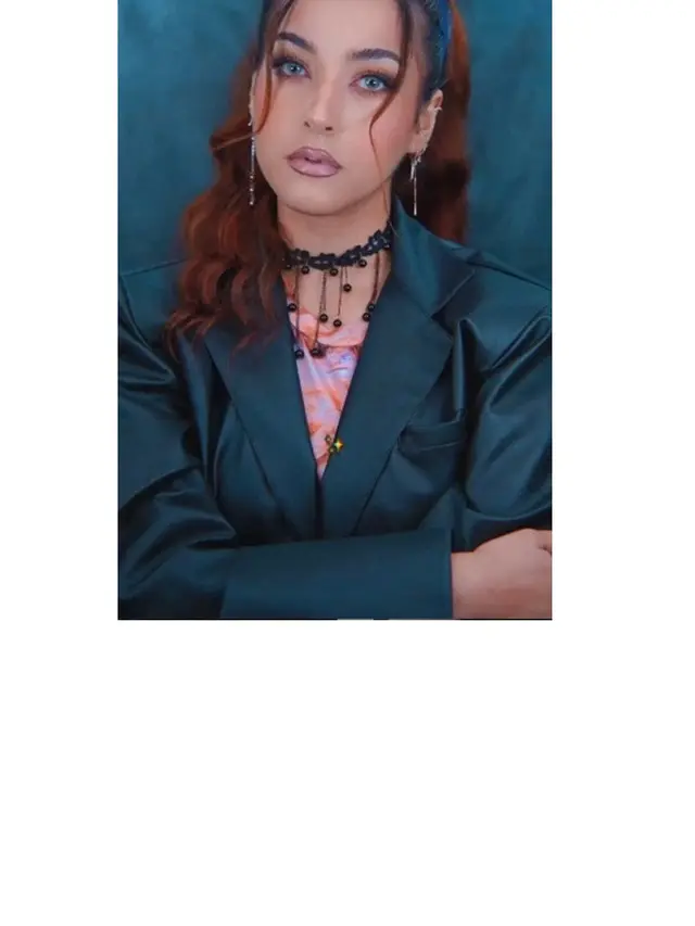 10 Gaya Tasya Farasya dengan Makeup Jadul, Jadi Sorotan