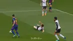 Barcelona meraih kemenangan 2-1 atas Valencia dalam lanjutan La Liga pekan ke-32, Minggu (15/4/2018) dinihari WIB. This video is presented by Ballball.