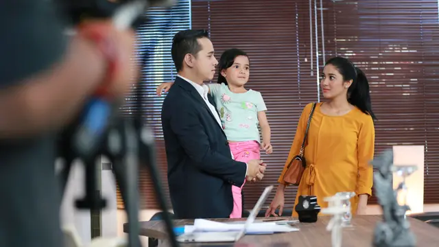 [Bintang] Syuting sinetron Orang Ketiga