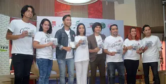 Album kompilasi Melody Chrisye dibawakan oleh para penyanyi muda. 10 lagu penyanyi legendaris Chrisye dibawakan oleh 10 penyanyi muda solo dan grup.  (Deki Prayoga/Bintang.com)