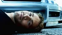 Mobil Paul Walker Masih Jadi `Pajangan` di Lokasi Kejadian