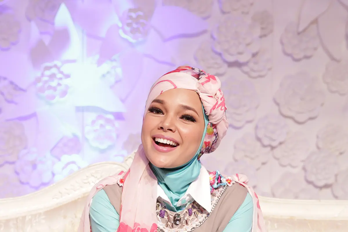 Dewi Sandra