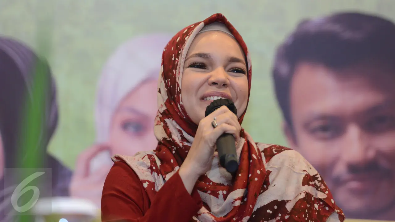 Dewi Sandra