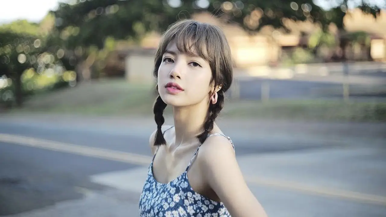 Gaya Rambut Pendek Lisa Blackpink
