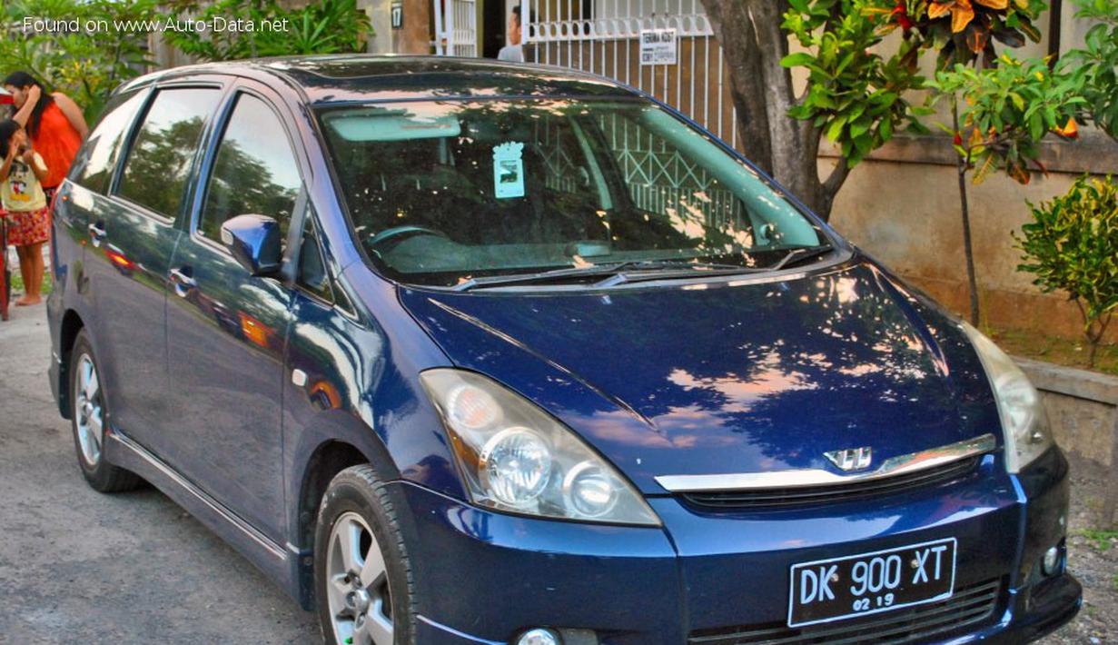 Pasar Jepang memang menyukai MPV berukuran kompak yang memberikan kelegaan maksimal. Toyota Wish hadir dengan desain belakang boxy dan mampu menampung tujuh penumpang dengan ruangan yang lega. Mobil ini menggunakan mesin 1.800cc berkode 1ZZ-FE dengan keluaran tenaga 132 Hp dan torsi 171 Nm. Mobil ini diproduksi dari 2002 sampai 2005. (Source: auto-data.net)