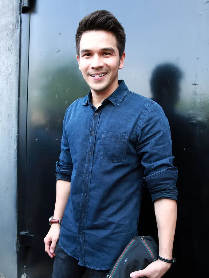 [Bintang] Jonathan Frizzy