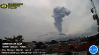 Gunung Marapi kembali erupsi dengan mengeluarkan abu vulkanik setinggi 1.500 meter, Rabu (3/4/2024). (Liputan6.com/ Dok PVMBG)