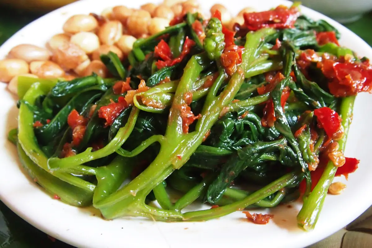Sayur plecing kangkung