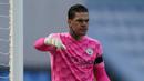 Ederson. Kiper berusia 27 tahun ini didatangkan Manchester City dari Benfica pada musim 2017/2018 dengan nilai transfer sebesar 40 juta euro. Total 4 musim, ia telah mengoleksi banyak gelar dan tampil dalam 191 laga dengan torehan 95 clean sheet. (Foto: AFP/Pool/Tim Keeton)