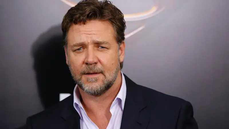 Masuki Usia 50 Tahun, Russel Crowe Makin Tak Laku