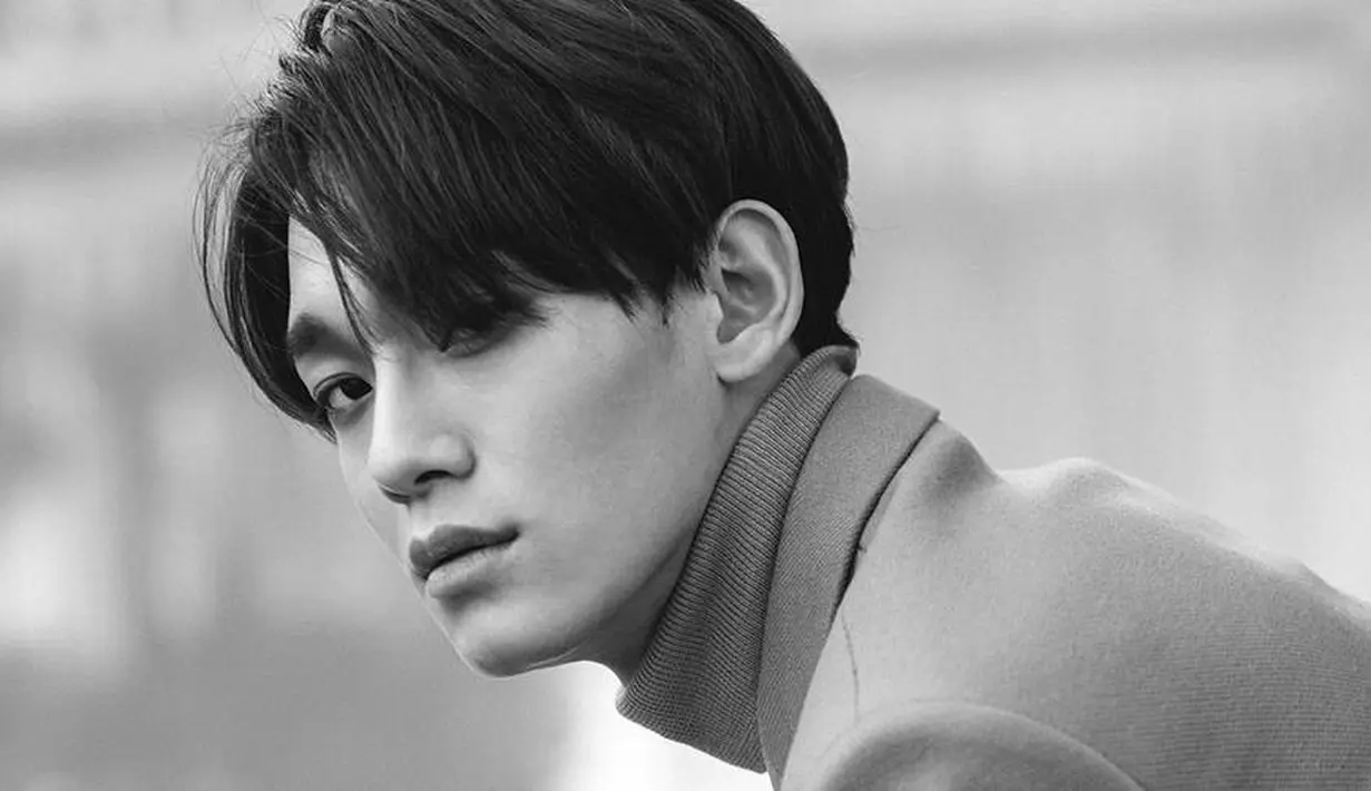 Seperti Sehun, Chen EXO juga memutuskan untuk tak menerima lagi hadiah dari para penggemarnya. Ia mengaku jika cinta dari penggemar saat dirinya di atas panggung itu sudah lebih dari cukup. (Foto: Allkpop.com)