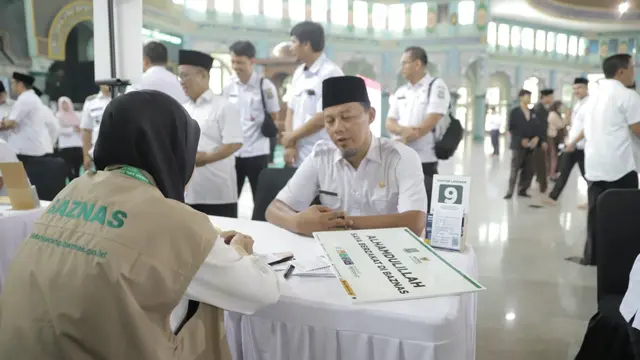 Badan Amil Zakat Nasional (BAZNAS) Kota Tangerang mencatatkan capaian pendapatan zakat fitrah selama Ramadan 1445 Hijriah. BAZNAS mengumpulkan sekitar Rp8,7 miliar yang langsung disalurkan (Istimewa)