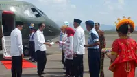 Presiden Jokowi datang ke Bima dan meresmikan Pasar Raya Amahami.