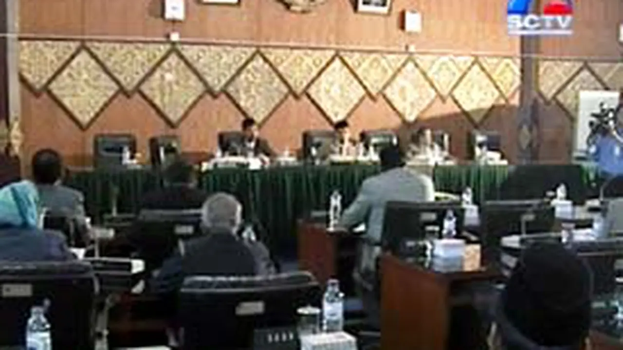020903aWalikotaPadang.jpg