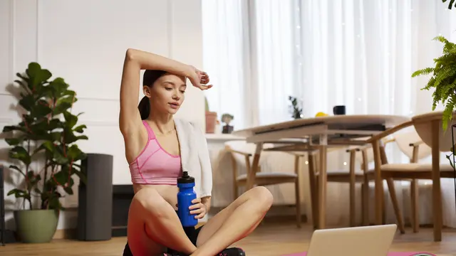 Sisipkan olahraga disela-sela aktivitas harian